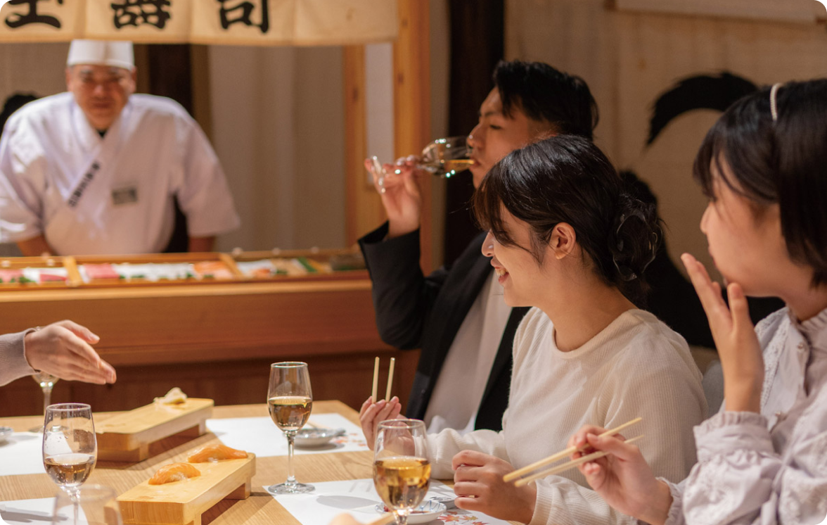 肩肘張らずに、
粋な時間を。のイメージ