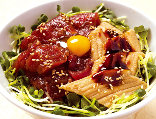 づけ鮪穴子丼の写真